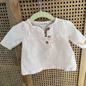 0-3 Pale Pink Gauze Baby Top - Soft Button Henley